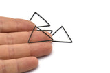 Black Brass Triangle, 10 Oxidized Black Brass Triangles (27x27x27mm) BS 1334 S666