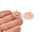 Copper Sun Charm, 8 Raw Copper Sun And Crescent Charms With 1 Loop, Findings (29x28x0.80mm) M02121