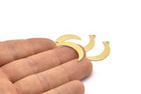 Gold Moon Charm, 8 Gold Plated Brass Crescent Moon Charms With 1 Loop (25x5x0.80mm) M01189
