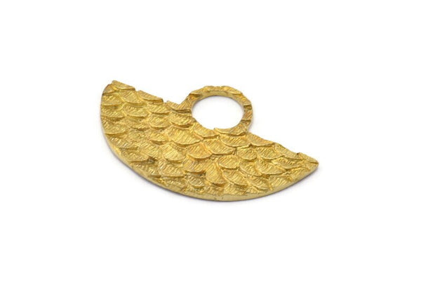 Semi Circle Pendant, 2 Raw Brass Fish Scale Textured Semi Circle Pendants,Earrings  (38.50x24mm) E597