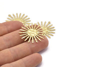 Brass Sun Charm, 8 Hammered Raw Brass Sun Charms With 1 Loop (31x30x0.80mm) M02203