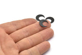 Siyah Ay Tılsımı, 1 Delikli 12 Oksitlenmiş Siyah Pirinç Hilal Tılsımı (14x13,5x5x0,8 mm) BS 2364 S1162