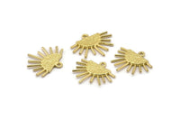 Sun Ethnic Pendant , 6 Raw Brass Sun Ethnic Pendants With 1 Loop, Findings, Charms (20x17x1.50mm) E459