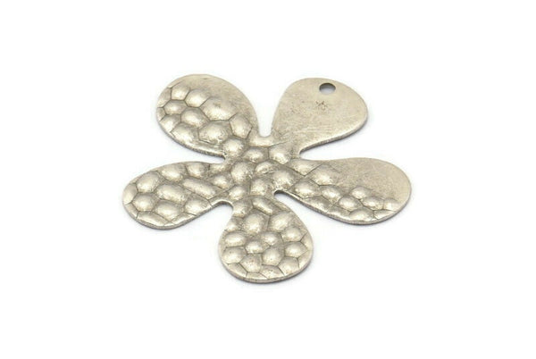 Silver Flower Charm, 6 Antique Silver Plated Brass Leaf Charms With 1 Hole, Pendants, Findings (32x30x0.70mm) D1115 H1093