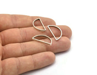 Silver Half Moon, 10 Antique Silver Plated Brass Semi Circle Connectors (23x12x2x0.9mm) E303 H1222