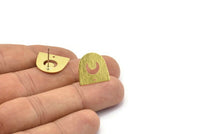 D Shape Earring, 10 Textured Raw Brass Crescent Moon D Shape Stud Earrings With 1 Hole (16x17x0.50mm) M01316 A2404