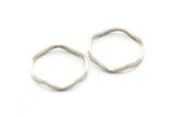 Antique Silver Circle Rings, 12 Antique Silver Plated Brass Wavy Circle Rings, Charms (18.50x0.80x1.5mm) E191 H0558