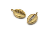 Brass Shell Charm, 2 Raw Brass Cowrie Shell Charm With 1 Loop (19x11mm) SY0062