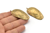 Brass Shell Charm, Raw Brass Sea Shell Charm With 1 Loop (52x24mm) SY0075