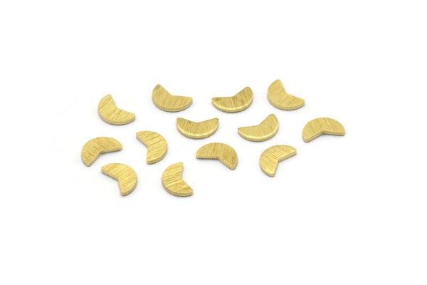 Brass Geometric Blank, 150 Textured Raw Brass Tiny Pizza Slice Blanks, Findings (7x4x0.80mm) M02355