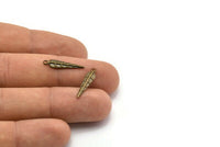 Vintage Leaf Charm, 50 Antique Brass Leaf Charms, Findings (20x5mm) K080
