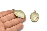 Brass Shell Charm, Raw Brass Sea Shell Charm With 1 Loop (40x24mm) SY0068
