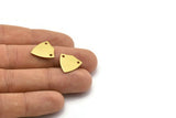 Brass Shield Pendant, 15 Raw Brass Stamping Blanks With 2 Holes (16x15x0.80mm) B0102