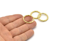 Brass Circle Connector, 4 Raw Brass Circle Connectors Closed Ring (24x2mm) N1725