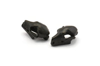 Black Fruit Bat Skull, 1 Oxidized Brass Black Short Nosed Fruit Bat Skull With 1 Loop, Findings, Charms (11x14x21mm) U105 S293