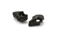 Black Fruit Bat Skull, 1 Oxidized Brass Black Short Nosed Fruit Bat Skull With 1 Loop, Findings, Charms (11x14x21mm) U105 S293