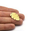 Brass Leaf Earring, 4 Raw Brass Leaf Stud Earrings (30x20x0.80mm) M01690 A2484