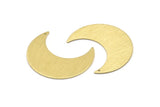 Brass Moon Charm, 4 Textured Raw Brass Moon Crescent Charms With 1 Hole (35x15x0.80mm) M03096