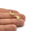 Brass Sun Earring, 8 Raw Brass Sun Stud Earrings With 1 Hole (11x15x0.80mm) M02252 A2549