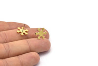 Brass Snowflake Earring, 10 Raw Brass Snowflake Stud Earrings (14x1mm) D0600 A1163