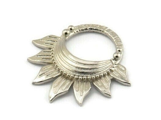 Silver Flower Pendant, 3 Silver Tone Brass Flower Charms (30x29x4mm) E244 H1596