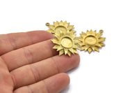 Brass Sunflower Charm, 2 Raw Brass Flower Charms With 1 Loop, Pendants, Earrings (31x27mm) N0718