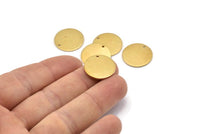Brass Round Tag, 12 Raw Brass Round Stamping Blanks With 1 Hole, Charms, Pendants, Findings (18x1mm) D841