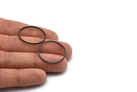 Black Circle Connectors - 25 Oxidized Brass Black Circle Connectors (26x1x1mm) Bs 1091 S465