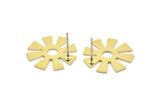Brass Sun Earring, 8 Raw Brass Sun Shaped Stud Earrings (17x18x0.80mm) A2692