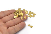 100 Raw Brass Round Tags, 2 Holes Connectors, Findings  (6mm) Brs80 A0252