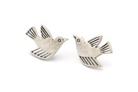 Silver Bird Earring, 2 Antique Silver Plated Brass Bird Stud Earrings (24x15x1.2mm) N1645 H1091