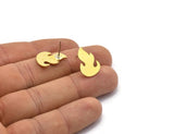 Brass Fire Earring, 8 Raw Brass Fire Shaped Stud Earrings (18x13x0.80mm) A2728