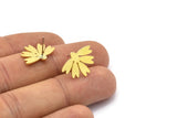 Brass Flower Earring, 8 Raw Brass Flower Shaped Stud Earrings (13x18x0.80mm) A2710