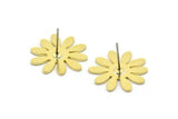 Brass Flower Earring, 8 Raw Brass Flower Shaped Stud Earrings (17x0.80mm) A2694