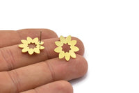 Brass Flower Earring, 8 Raw Brass Flower Shaped Stud Earrings (18x0.80mm) A2684