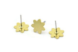 Brass Flower Earring, 12 Raw Brass Flower Shaped Stud Earrings (10x0.80mm) A2702