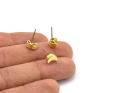 Brass Moon Earring, 10 Raw Brass Crescent Moon Stud Earrings (8x6x3mm) N1402