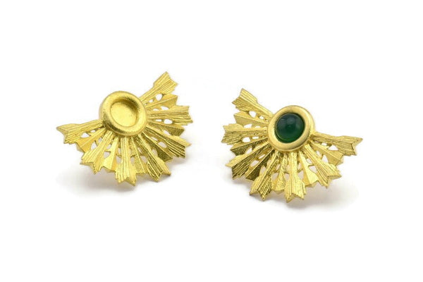 Brass Badge Earring, 2 Raw Brass Rosette Stud Earrings - Pad Size 6mm (32x22mm) N0776