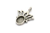 Silver Flower Charm, 4 Antique Silver Plated Brass  Lotus Flower Charms With 1 Loop - Pad Size 6x8mm (21x17mm) N2072 H1511