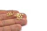 Brass Flower Earring, 10 Raw Brass Flower Shaped Stud Earrings (14x21x0.60mm) A3011