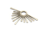 Gümüş Güneş Kolye, 2 Antik Gümüş Kaplamalı Pirinç Çekiçlenmiş Güneş Kolye (51x31x1,8 mm) BS 1940 H1129