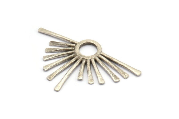 Gümüş Güneş Kolye, 2 Antik Gümüş Kaplamalı Pirinç Çekiçlenmiş Güneş Kolye (51x31x1,8 mm) BS 1940 H1129
