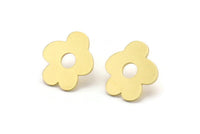 Brass Flower Earring, 8 Raw Brass Flower Shaped Stud Earrings (18x16x0.80mm) A2676