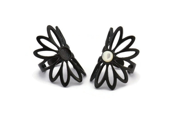 Black Ring Setting, Oxidized Black Brass Flower Ring With 1 Stone Settings - Pad Size 6mm N1793