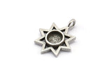 Silver Star Charm, 4 Antique Silver Plated Brass Star Charms With 1 Loop - Pad Size 6mm (21x17mm) N2071 H1472