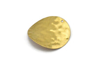 Hammered Wave Discs, 8 Raw Brass Hammered Wave Discs With 1 Hole (32mm) Y117