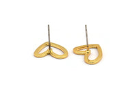 Gold Heart Earring, 10 Gold Plated Brass Heart Stud Earrings (11x14x1mm) D1195 A1221 Q1081