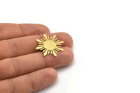 Brass Sun Blank, 6 Raw Brass Sun Shaped Blanks, Findings (28x26x0.60mm) A4347