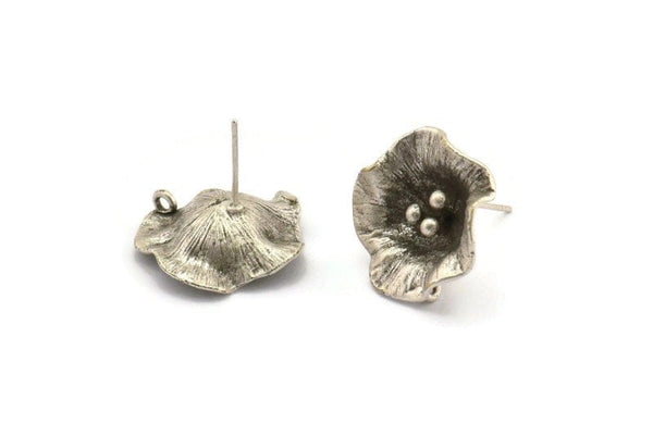 Silver Flower Earring, 2 Antique Silver Plated Brass Flower Stud Earrings With 1 Loop (18mm) N1223