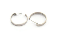 Silver Geometric Earring, 2 Antique Silver Plated Brass Circle Stud Earrings (33x4.5x1mm) N1165